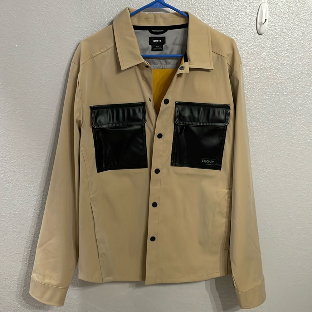 DKNY men button up shirt